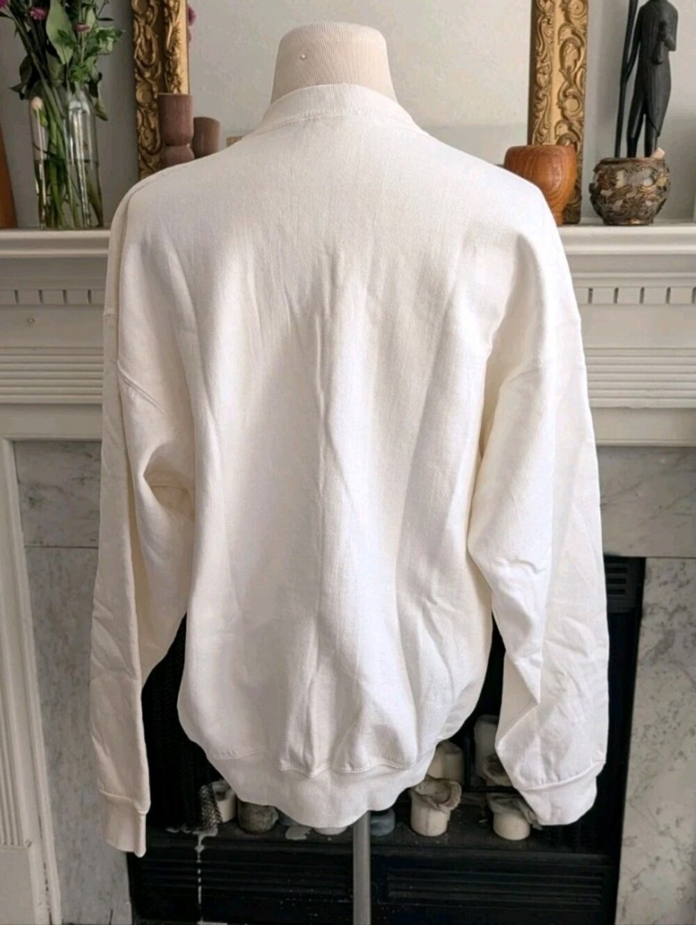 Vintage 90s Y2K FAO Schwarz Las Vegas Sweatshirt White Gold Foil Holiday Sz 2XL - Picture 4 of 10